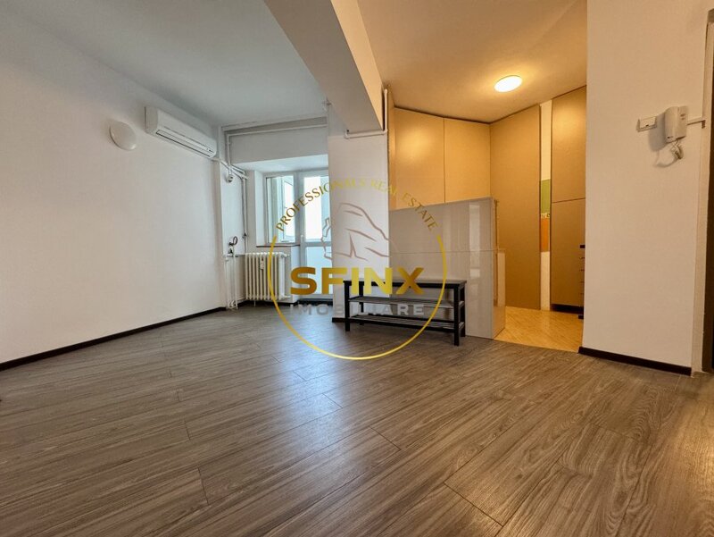 Decebal Apartament cu 3 camere 85 mp, 150 mp terasa cu acces direct si unic