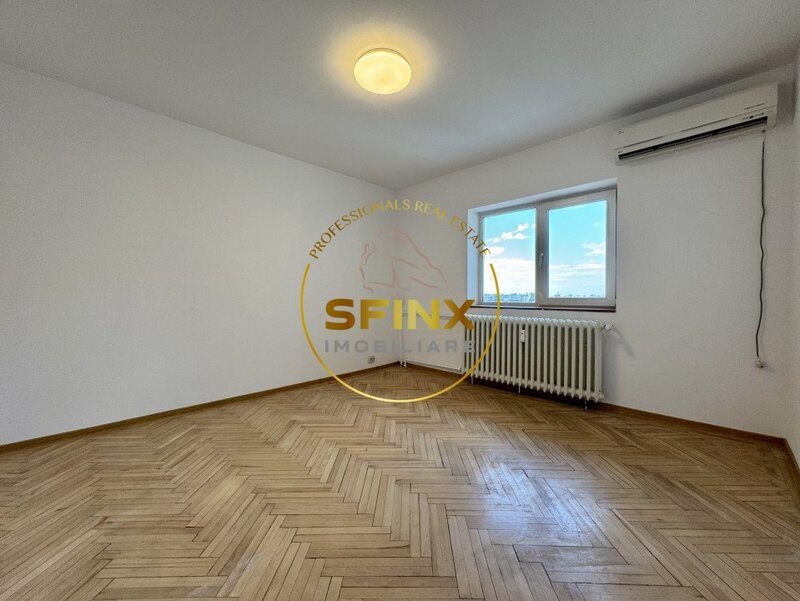 Decebal Apartament cu 3 camere 85 mp, 150 mp terasa cu acces direct si unic